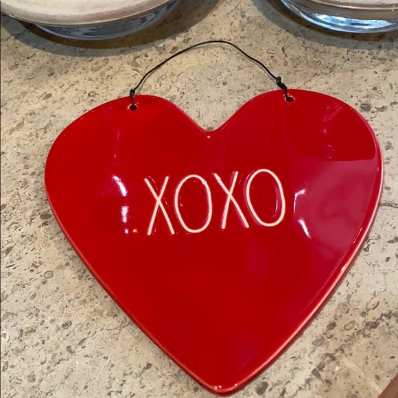 Rae Dunn Other - Rae Dunn “XOXO” Ceramic Sign